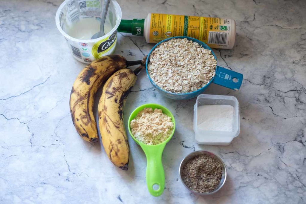 ingredients for peanut butter banana baked oatmeal