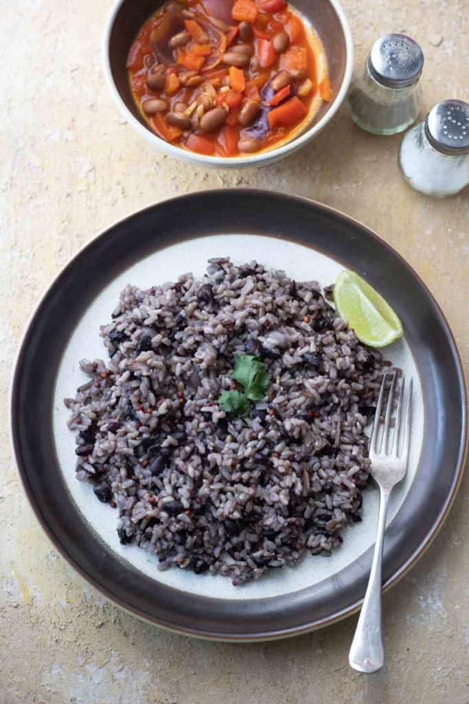 This image has an empty alt attribute; its file name is Instant_Pot_Black_Bean_Rice-2-683x1024.jpg